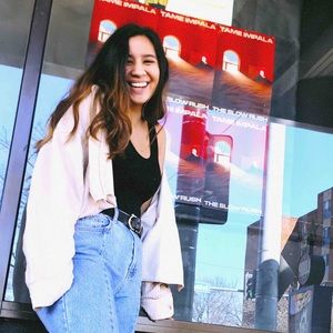 Meet your Posher, Selena